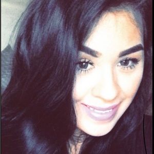 Meet your Posher, Erazmin